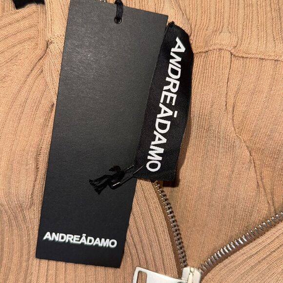 NWT Andrea Adamo Ribbed Knit Crop Top in Nude Medium - Picture 11 of 14